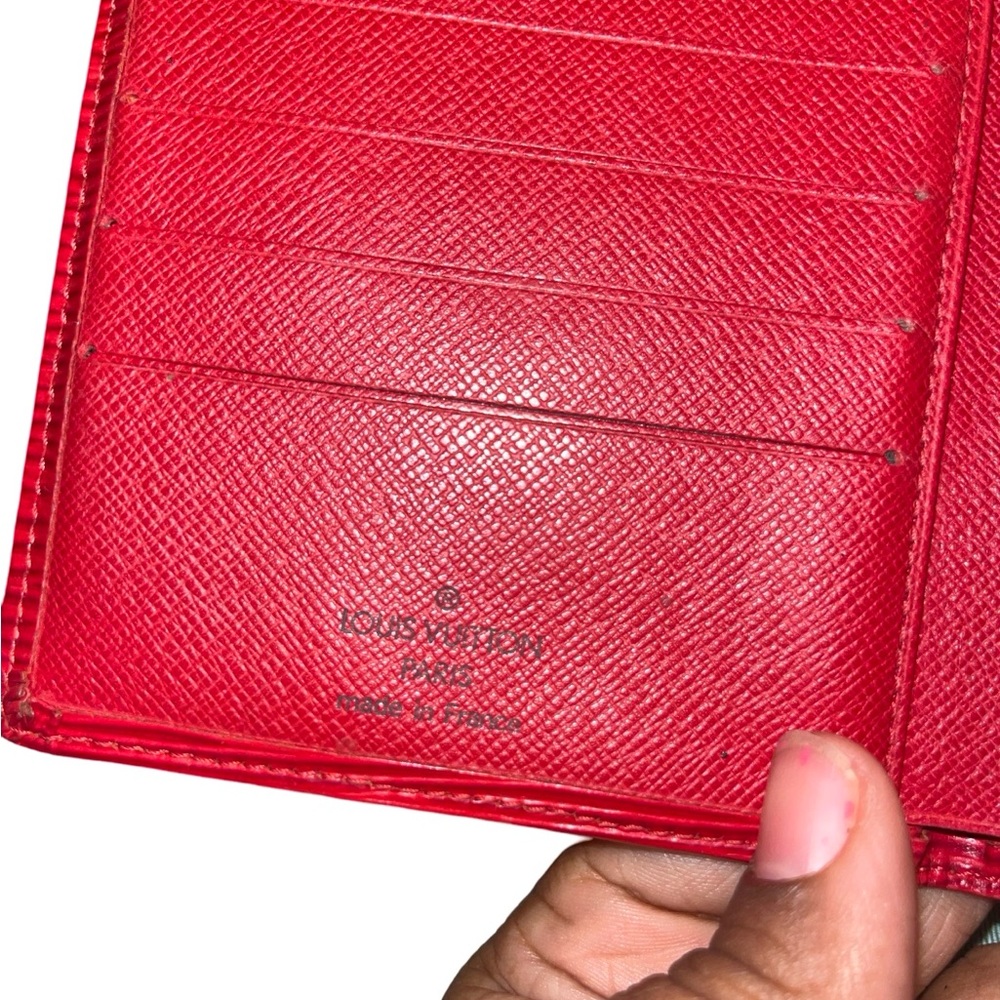 Louis Vuitton Red Epi Wallet - Picture 4 of 8